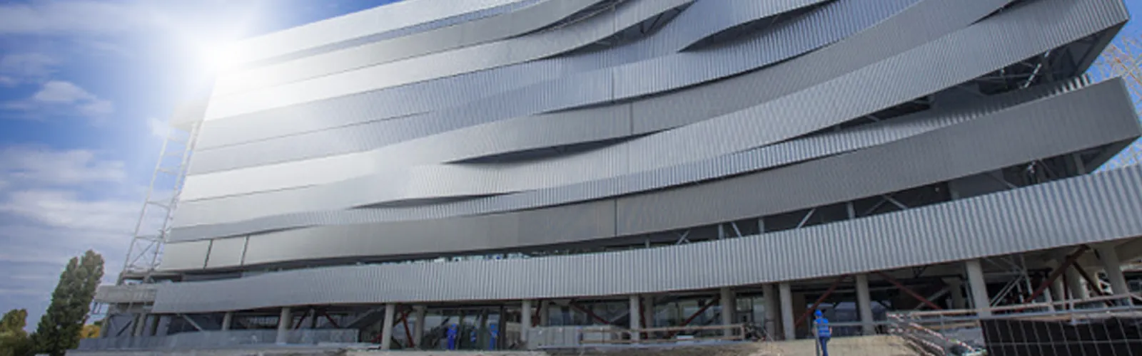 Connecting the Dagály swimming complex to district heating